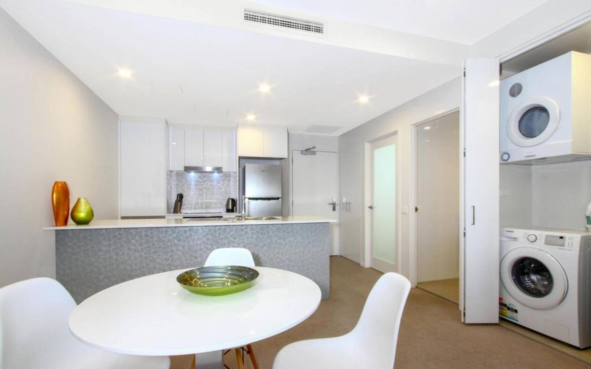 Iq Smart Apartments 704 Braddon Act Canberra Exteriör bild